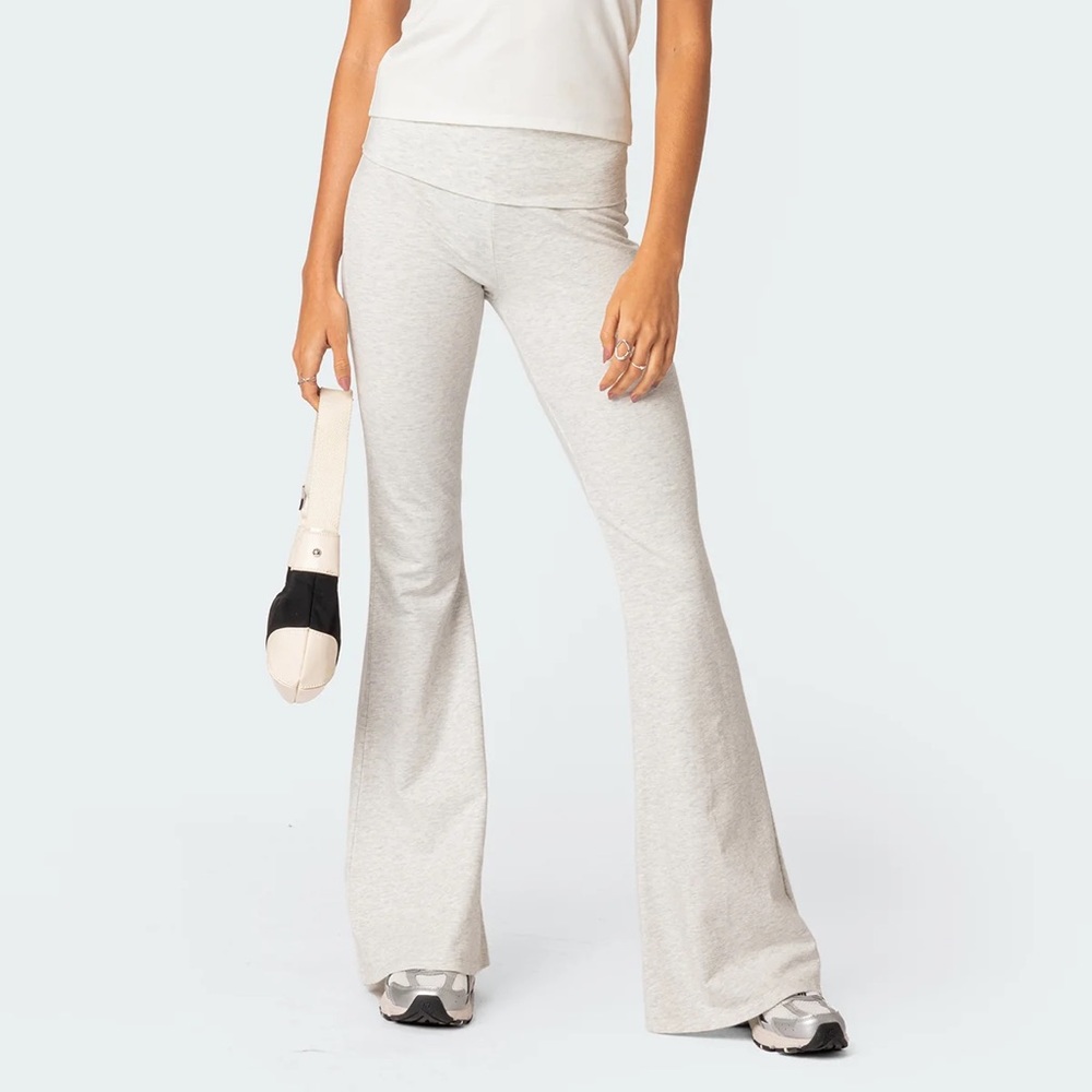 Edikted Naomi flare leggings (S)